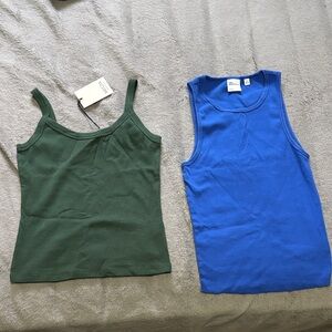 Bundle of two TNA homestretch tanks